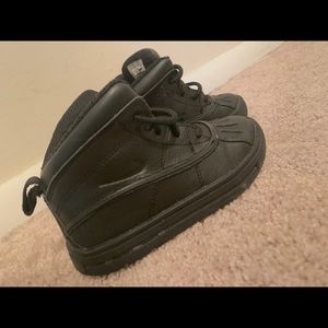 Toddler boys Nike boots used